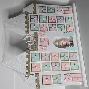 NWT FairyTale Glittery Castle Advent Calendar with Nutcracker Aporox 14.5"x 13"